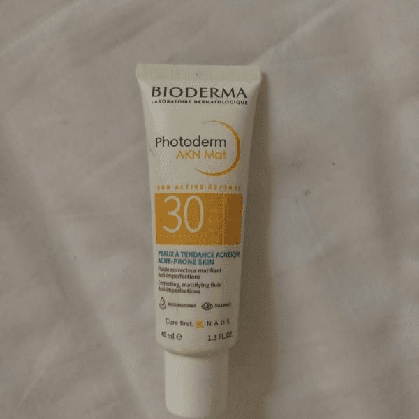 Kompyuta BIODERMA Photoderm AKN Mat SPF 30