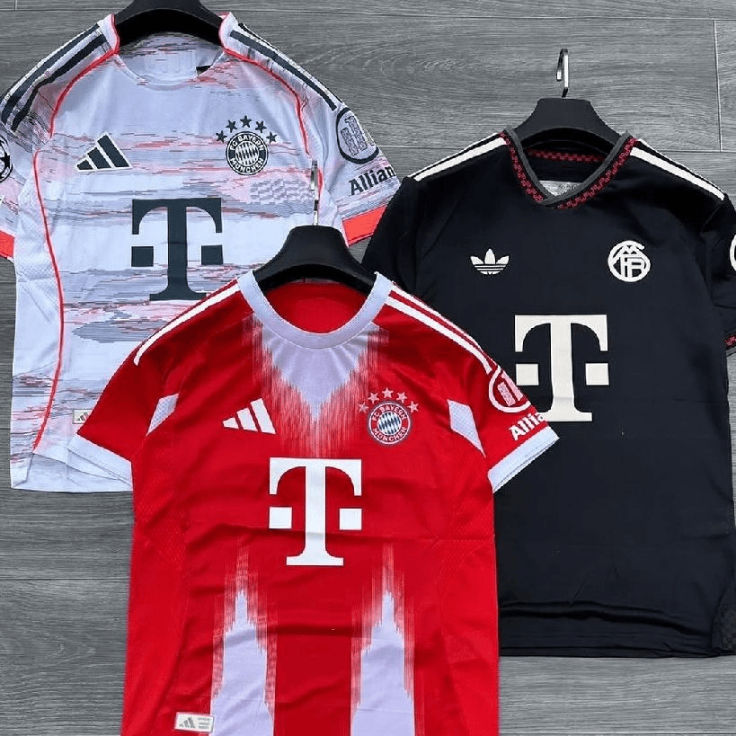 BAYERN MUNICH JERSY