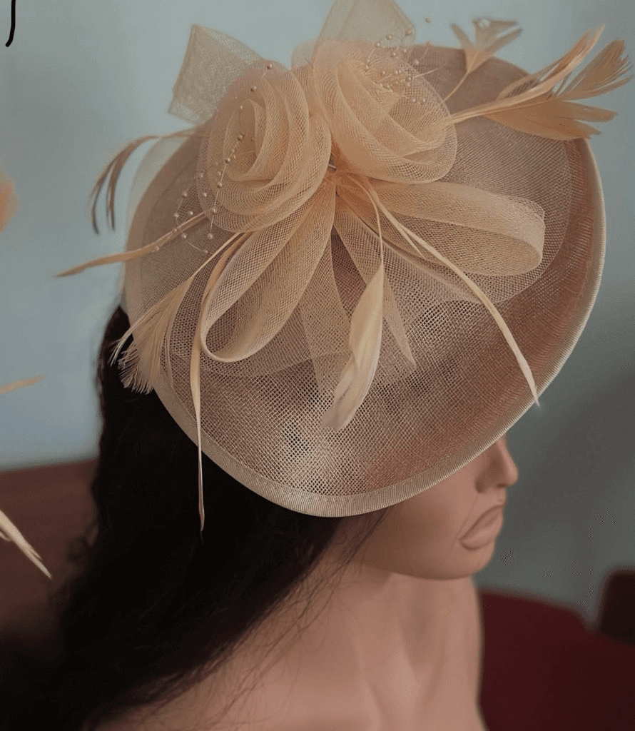 Women Hat (Beautiful Fascinators)