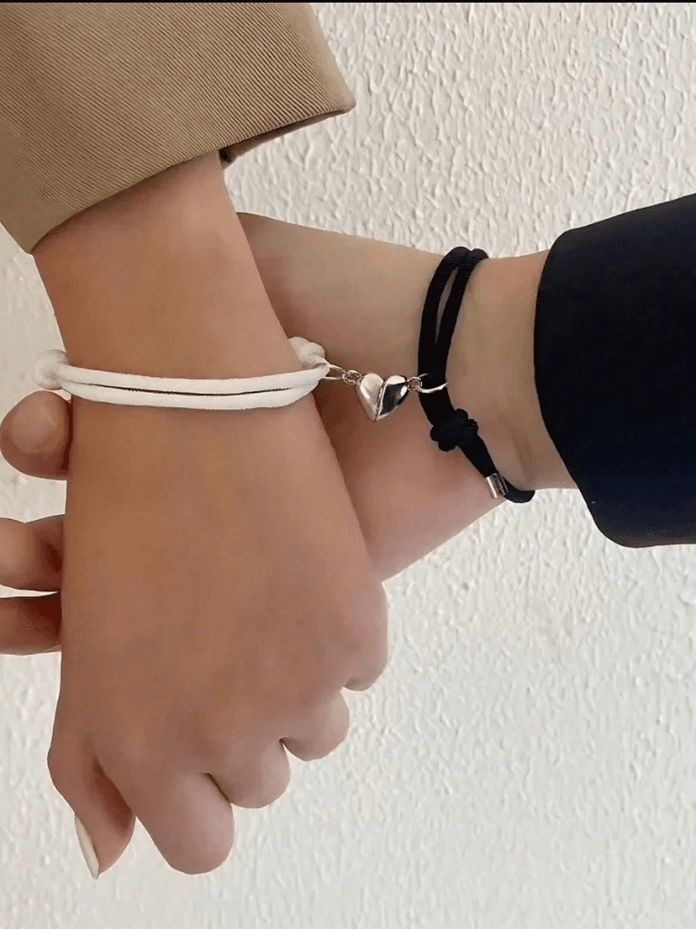 2-Piece Adjustable Magnetic Heart Bracelet – Black & White Couple Set