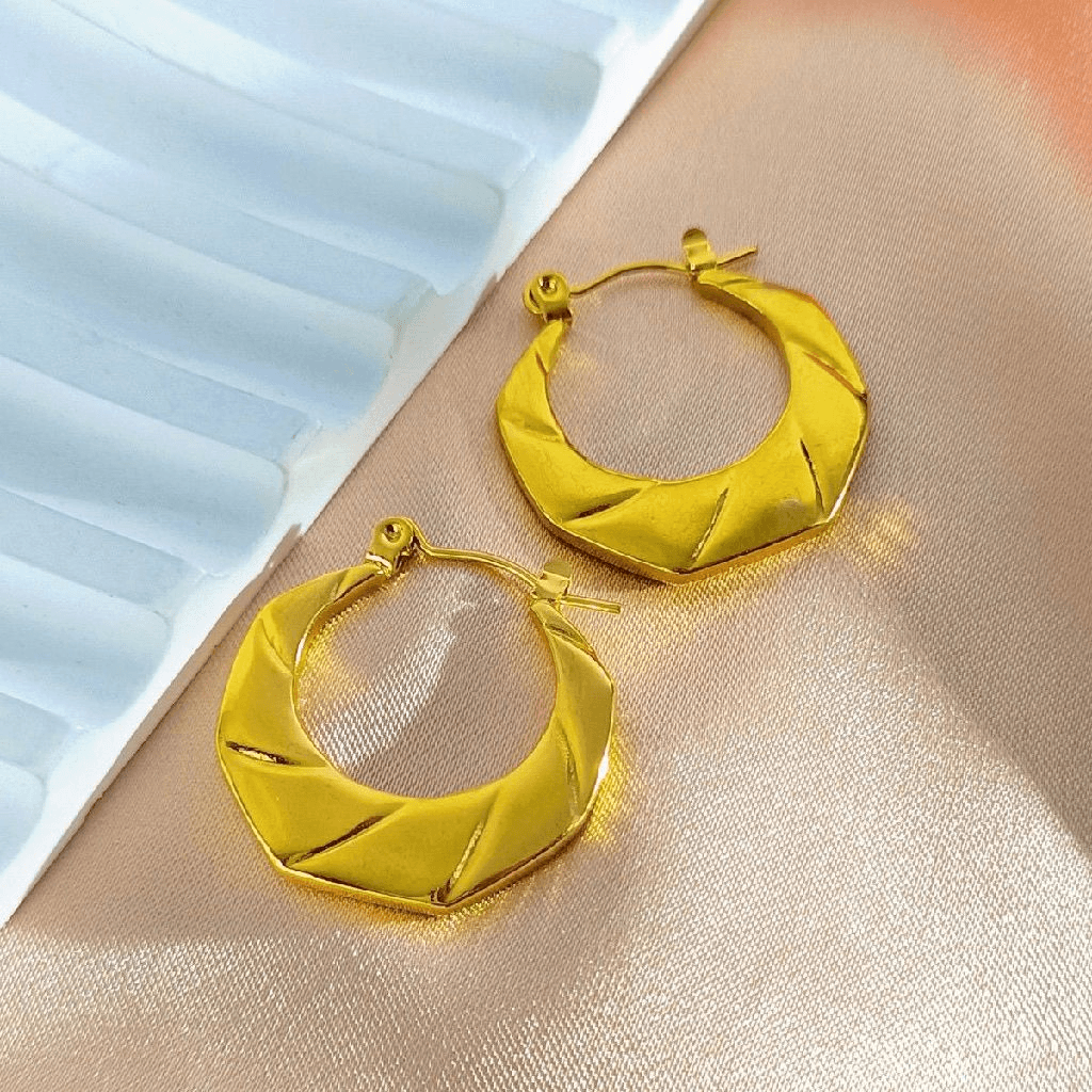 Geometric Hammered Gold Hoop Earrings – Stainless Steel Minimalist Statement Earrings