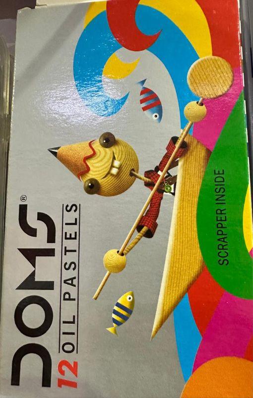 Doms 12 Oil Pastels – Vibrant Non-Toxic Colors with Free Scraper Tool
